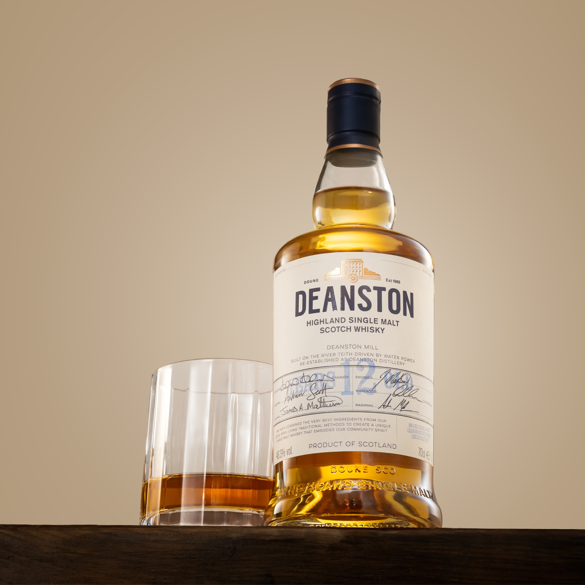 //deanstonmalt.com/cdn/shop/files/Deanston12YOBottleandDramHeroShot.png?v=1778755789